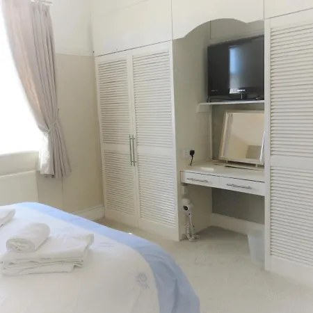 Beachside Bed And Breakfast-2